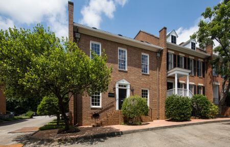 Butler Kahn Law Firm Office Exterior